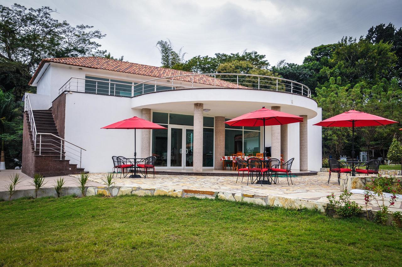 Hotel Real טמאסופו מראה חיצוני תמונה